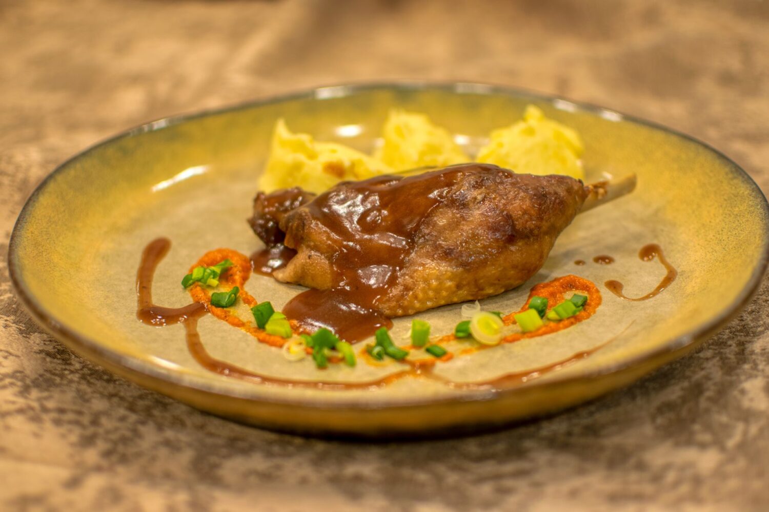Cuisses de canard : confites, au four, en cocotte… les meilleures façons de les cuisiner