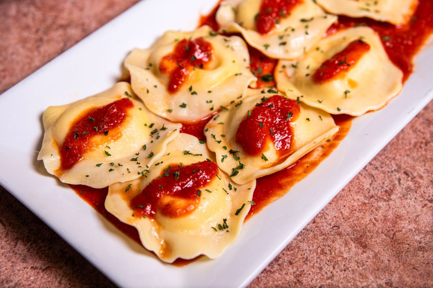 Raviolis au fromage maison : la meilleure recette avec sa sauce